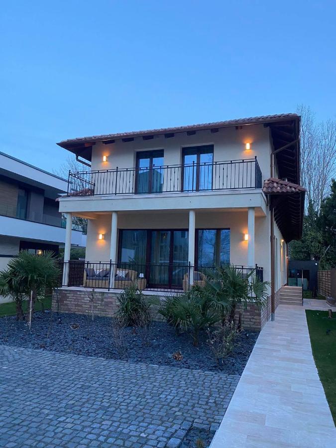 Dv Premium Apartments Siófok Eksteriør bilde