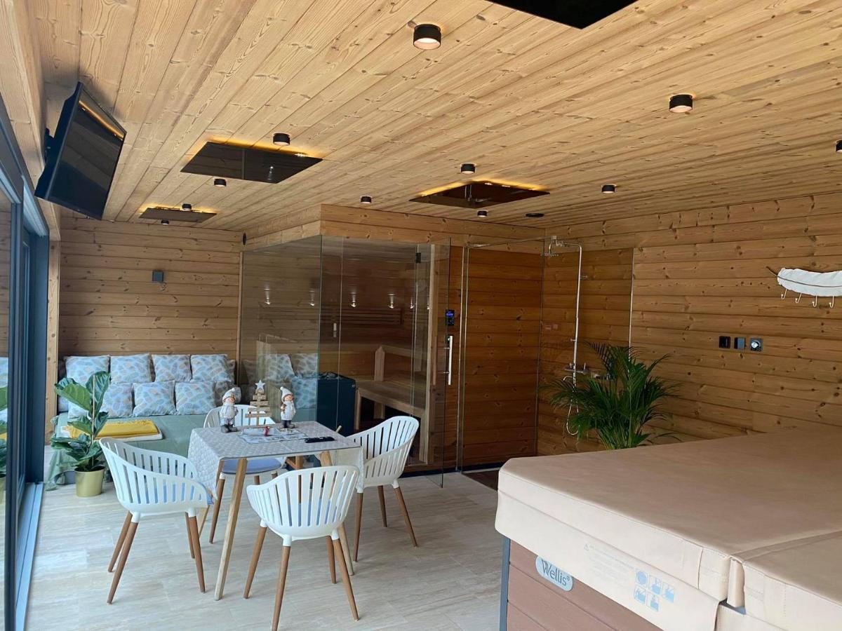 Dv Premium Apartments Siófok Eksteriør bilde